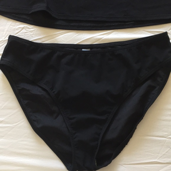 Victoria’s Secret high-cut bikini bottom - Picture 1 of 4